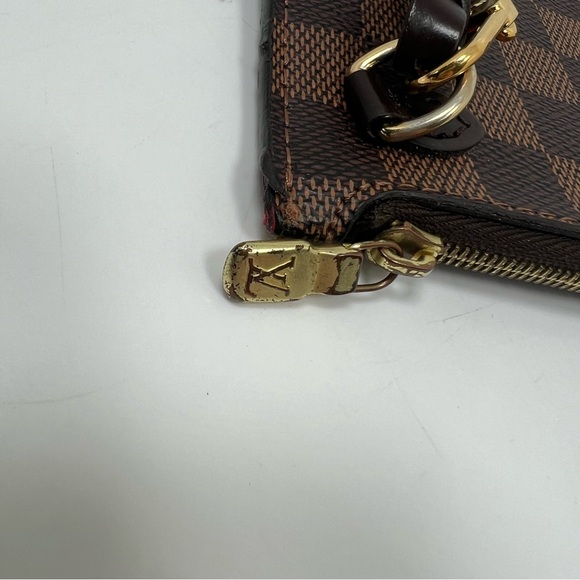 Louis Vuitton Damier Ebene Neverfull Pouch, Women's Brown Wristlet Clutch Wallet - Picture 7 of 7